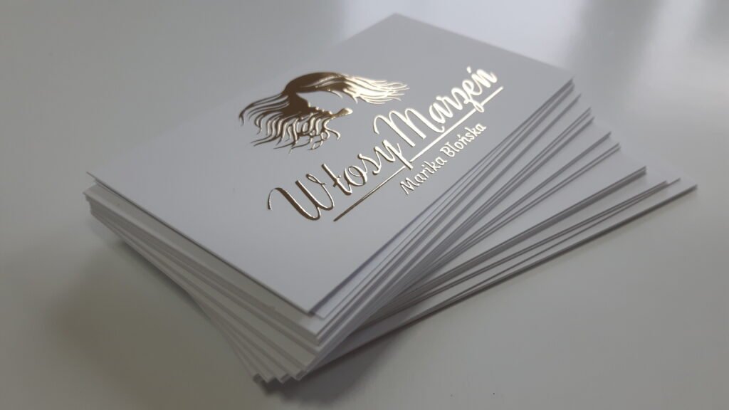 Wizytówki ze złoceniem 3D wykonane przez Astra Druk i Reklama